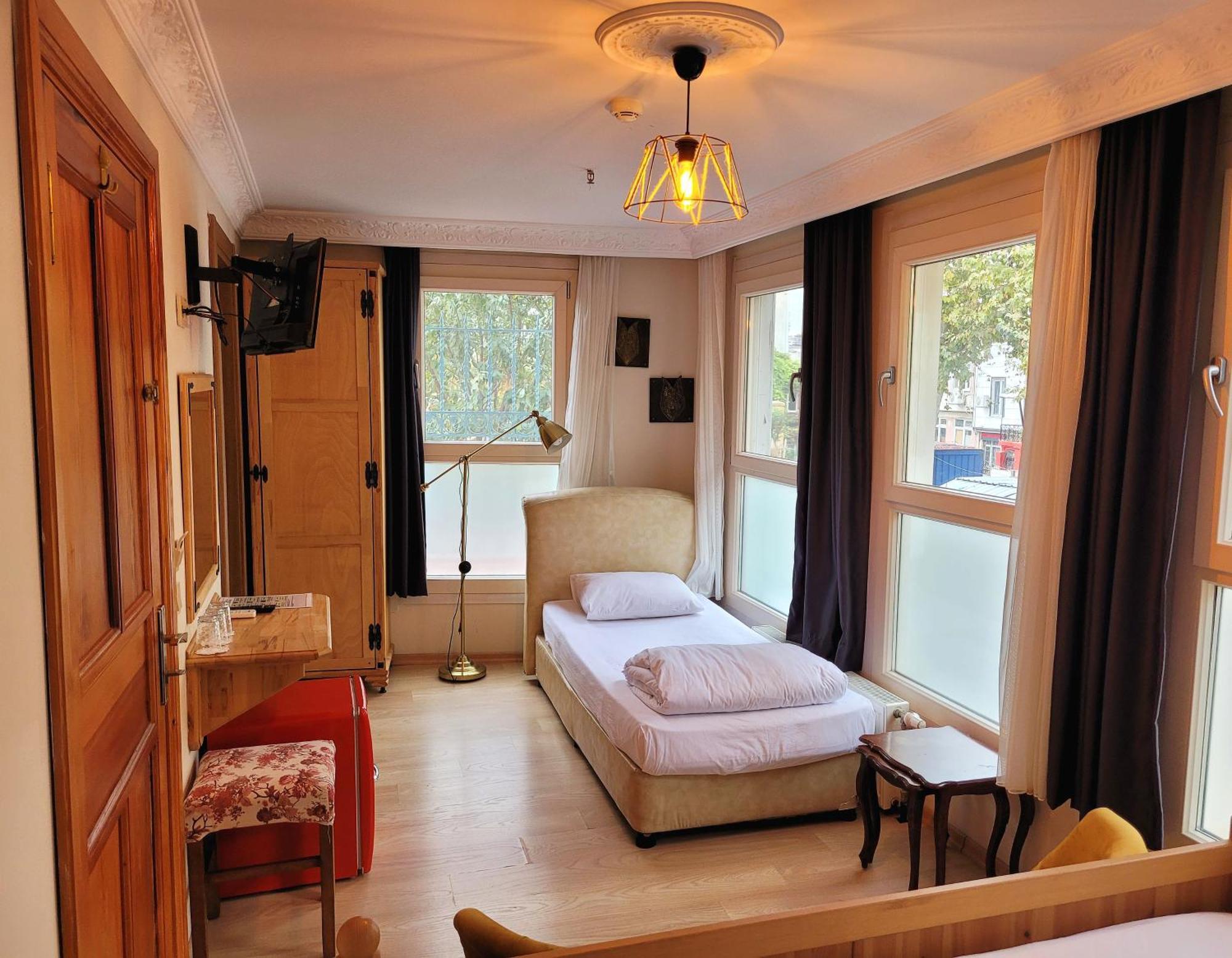 Masif House Bed & Breakfast Istanbul Exterior photo