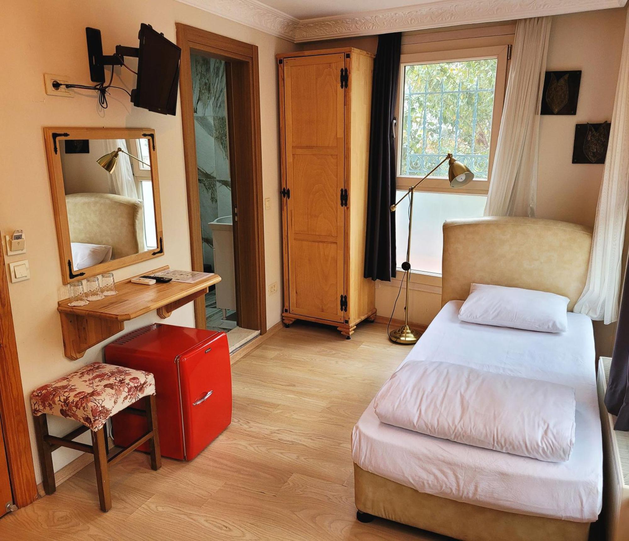 Masif House Bed & Breakfast Istanbul Exterior photo
